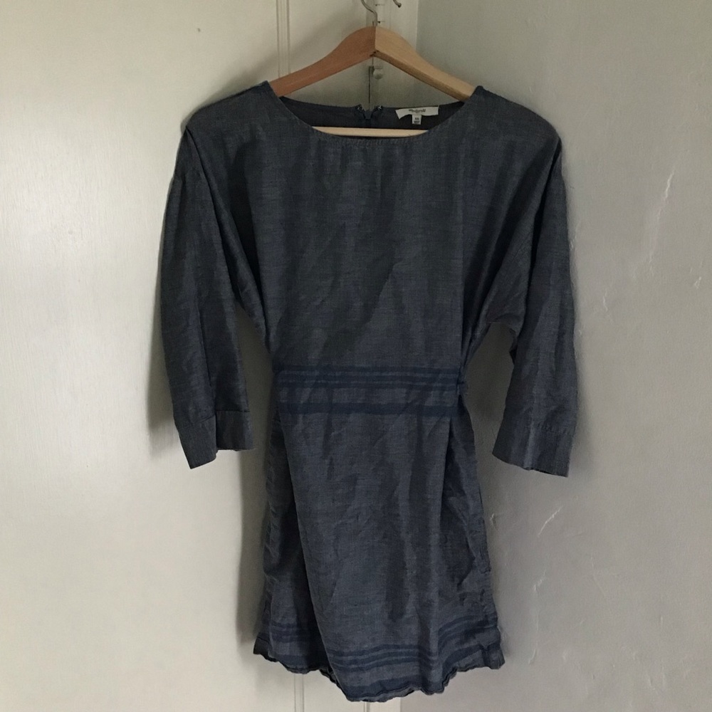 Cute linen dress with tie back